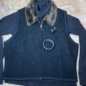 Ice Wool Vest w/Faux Fur Collar